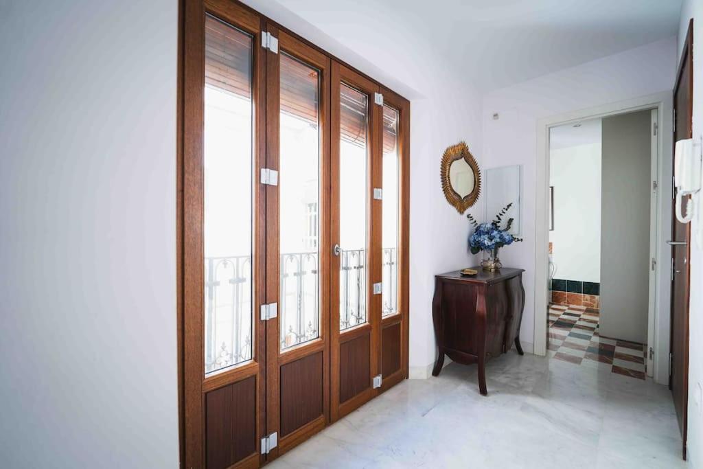 Atico Con Terraza Privada Cerca De La Catedral Apartamento *