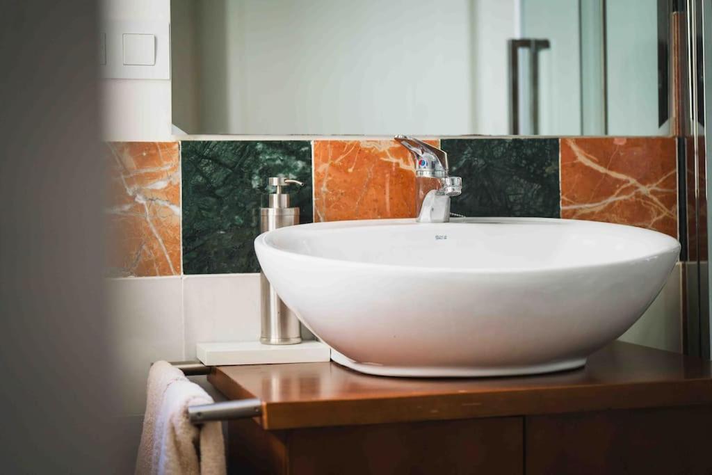 Atico Con Terraza Privada Cerca De La Catedral Appartement *